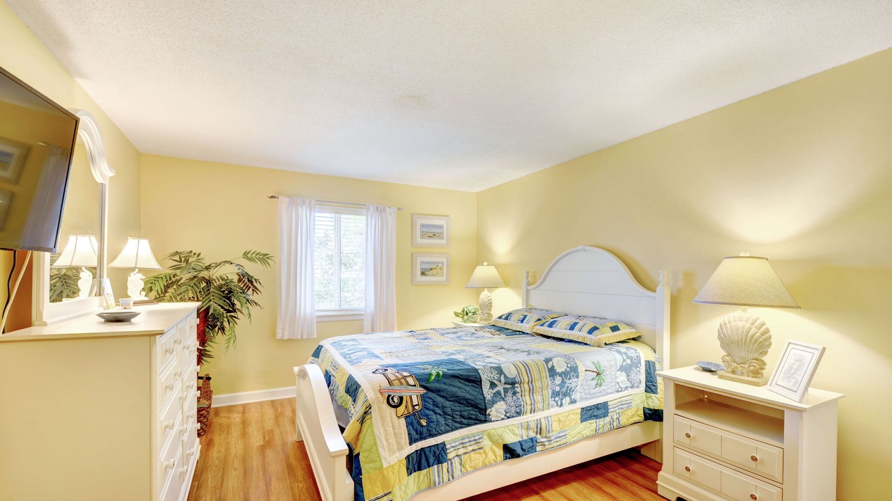 Photo of Bedroom in Demere Park