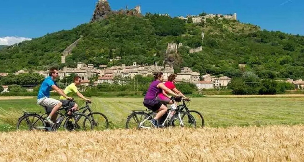 Photo of Others in Pont-Saint-Esprit