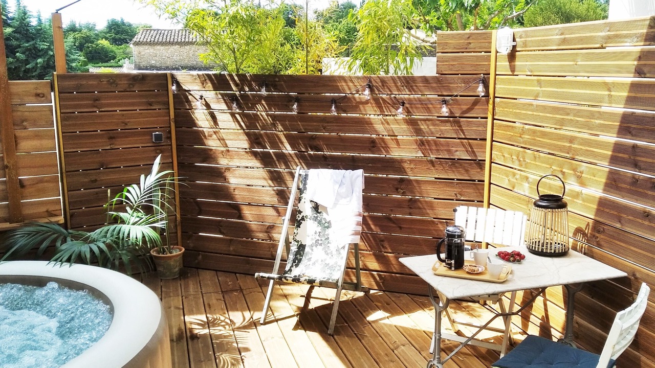 Photo of Outdoor in Pont-Saint-Esprit