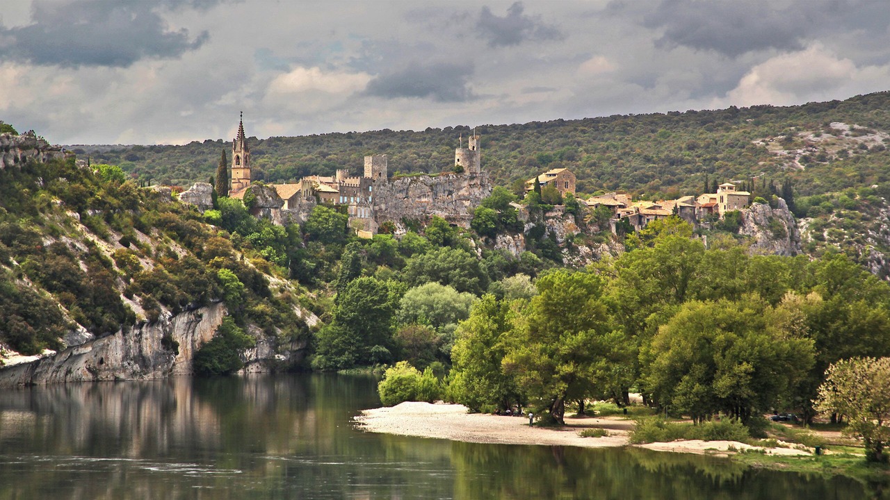 Photo of Others in Pont-Saint-Esprit