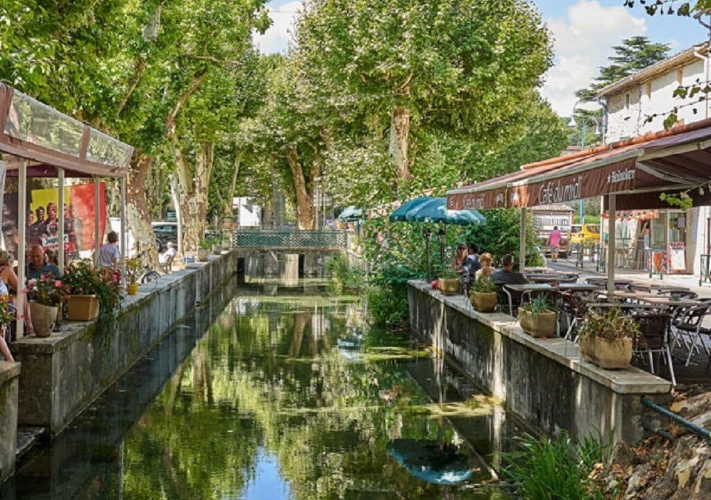Photo of Outdoor in Pont-Saint-Esprit