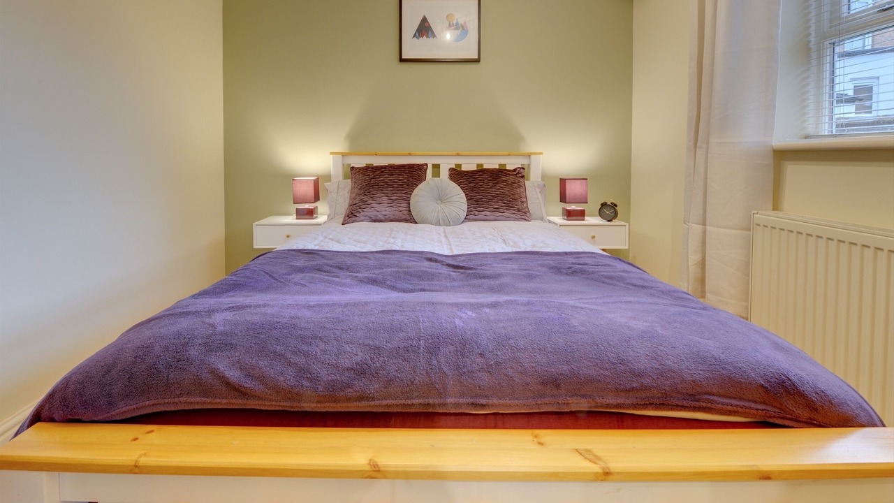 Photo of Bedroom in Leamington Spa