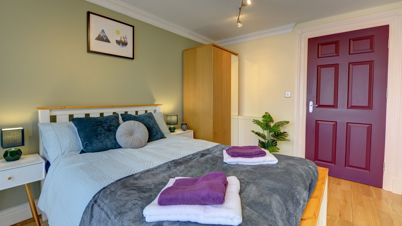 Photo of Bedroom in Leamington Spa