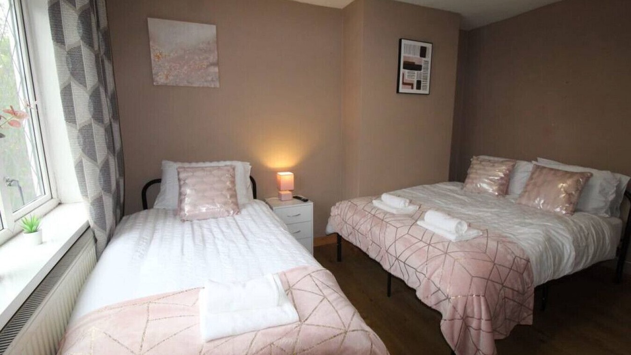 Photo of Bedroom in Chesterfield