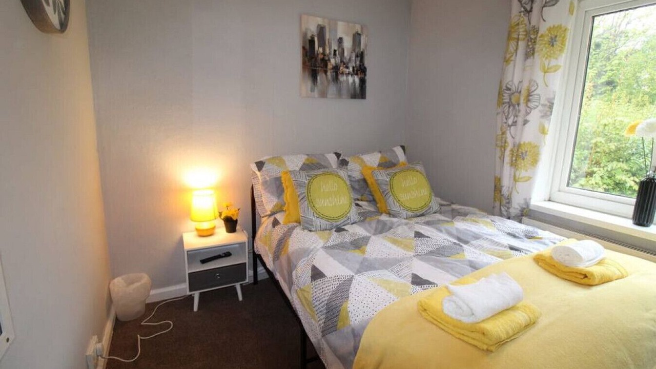 Photo of Bedroom in Chesterfield