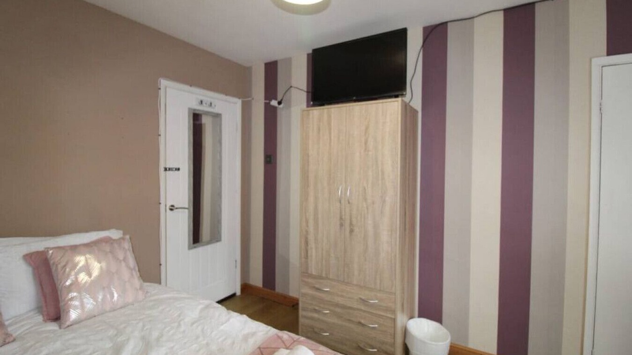 Photo of Bedroom in Chesterfield