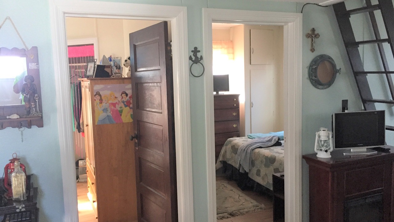 Photo of Bedroom in Sylvan Beach