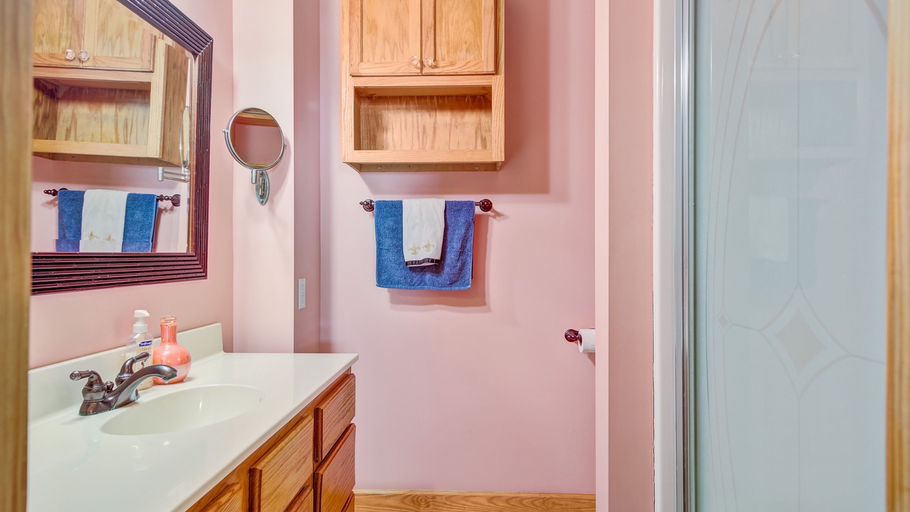 Photo of Bathroom in Cypremort Point