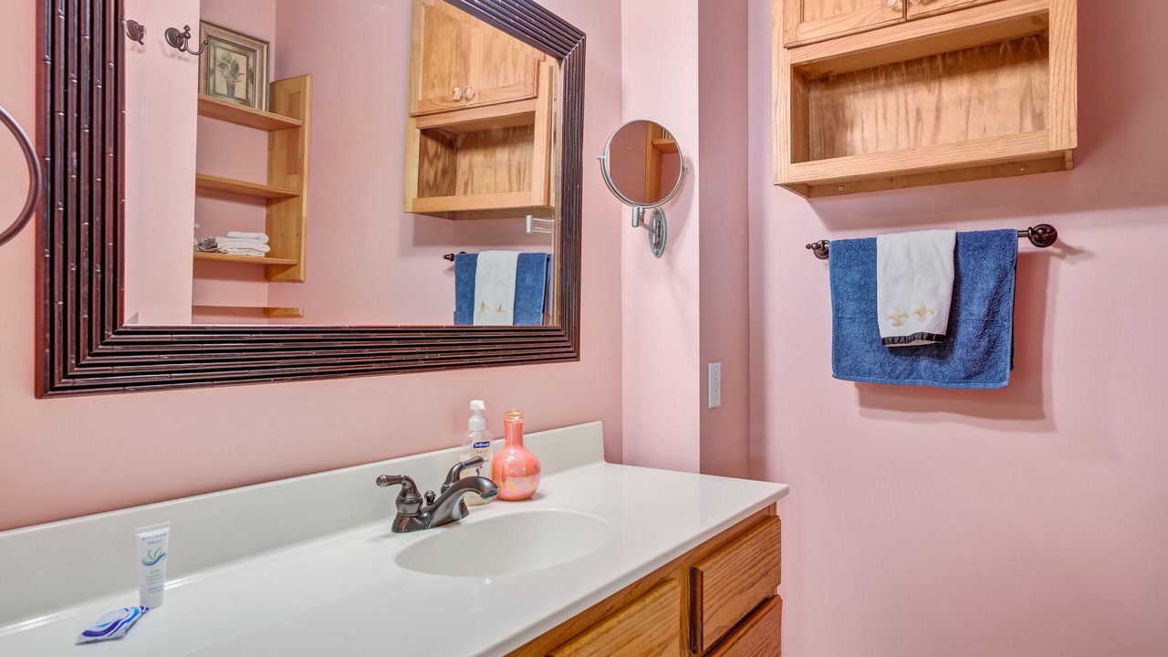 Photo of Bathroom in Cypremort Point
