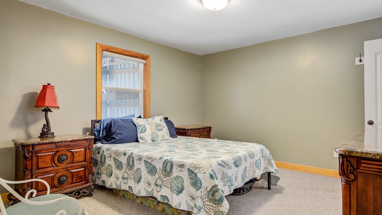 Photo of Bedroom in Cypremort Point