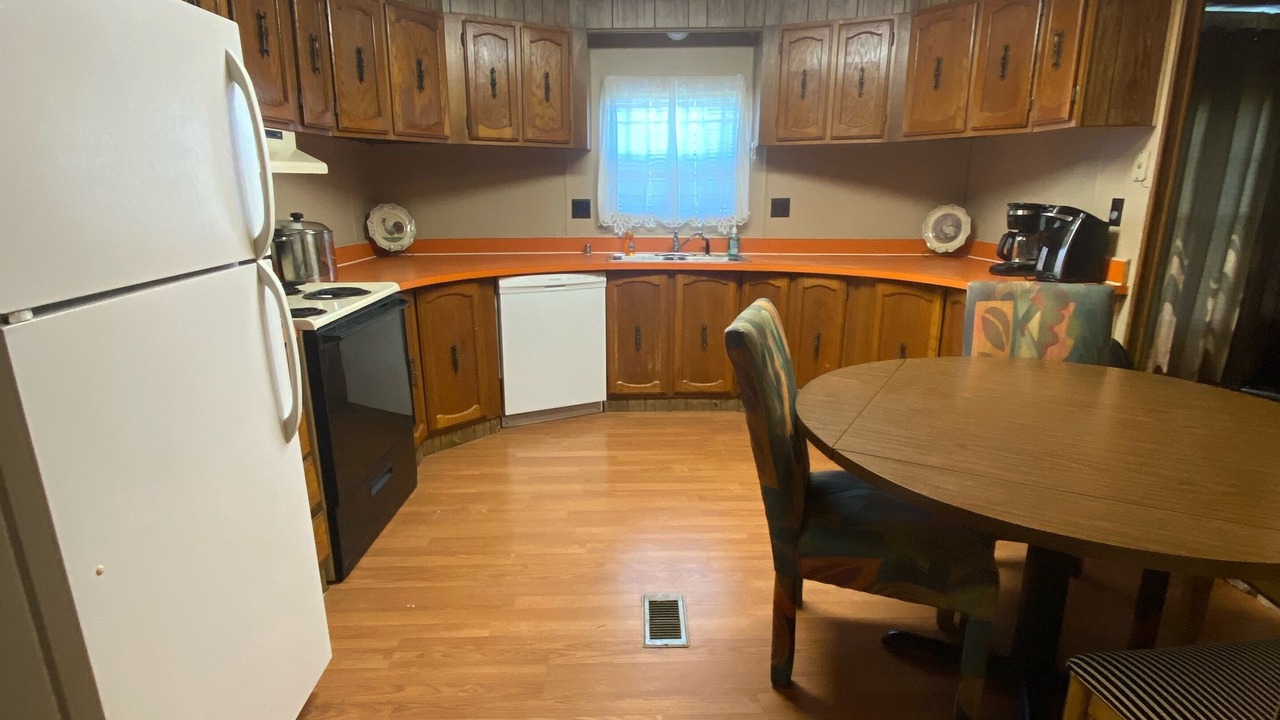 Photo of Kitchen in Lesterville