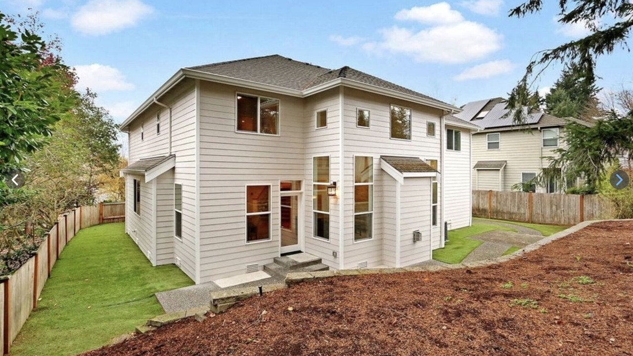 Photo of Outdoor in Lake Hills