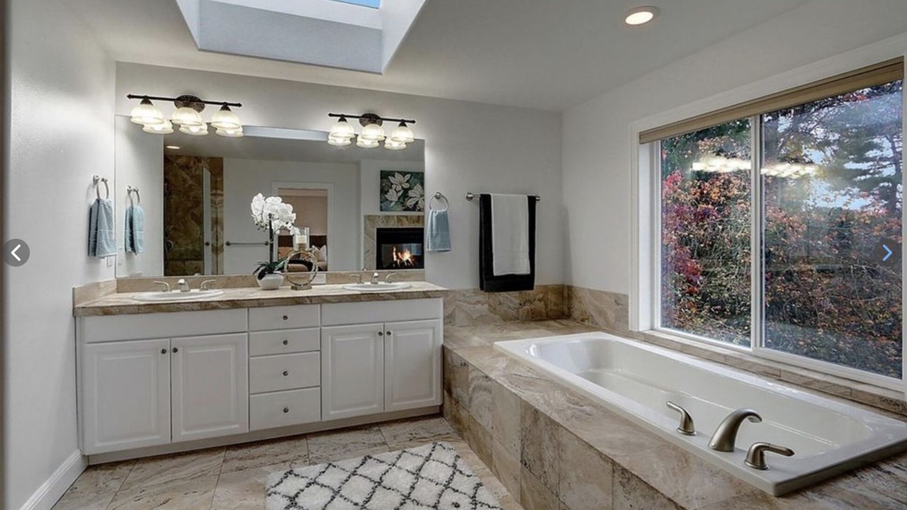 Photo of Bathroom in Lake Hills