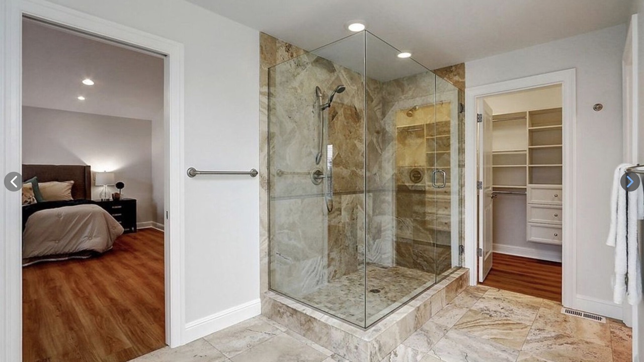 Photo of Bathroom in Lake Hills