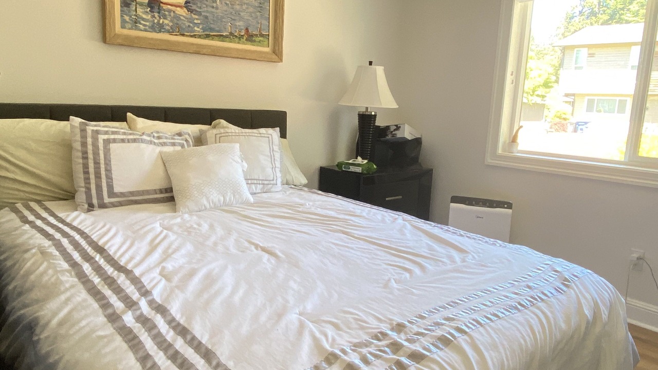 Photo of Bedroom in Lake Hills