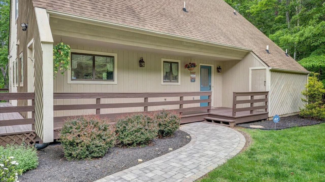 Photo of Outdoor in Moneta