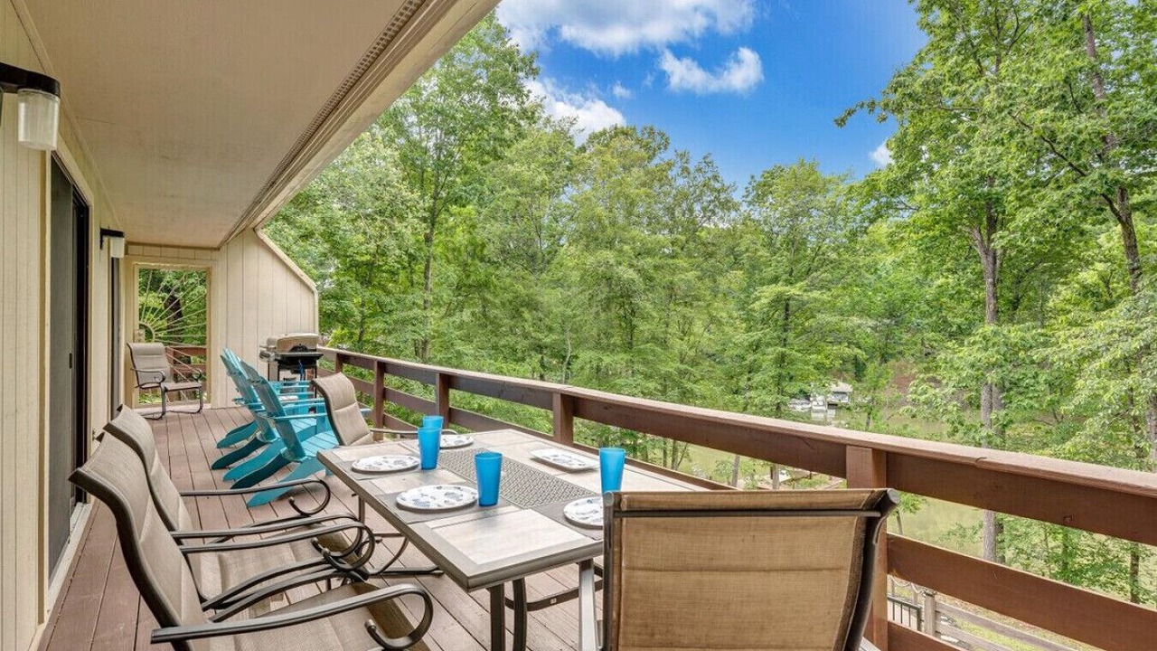 Photo of Outdoor in Moneta
