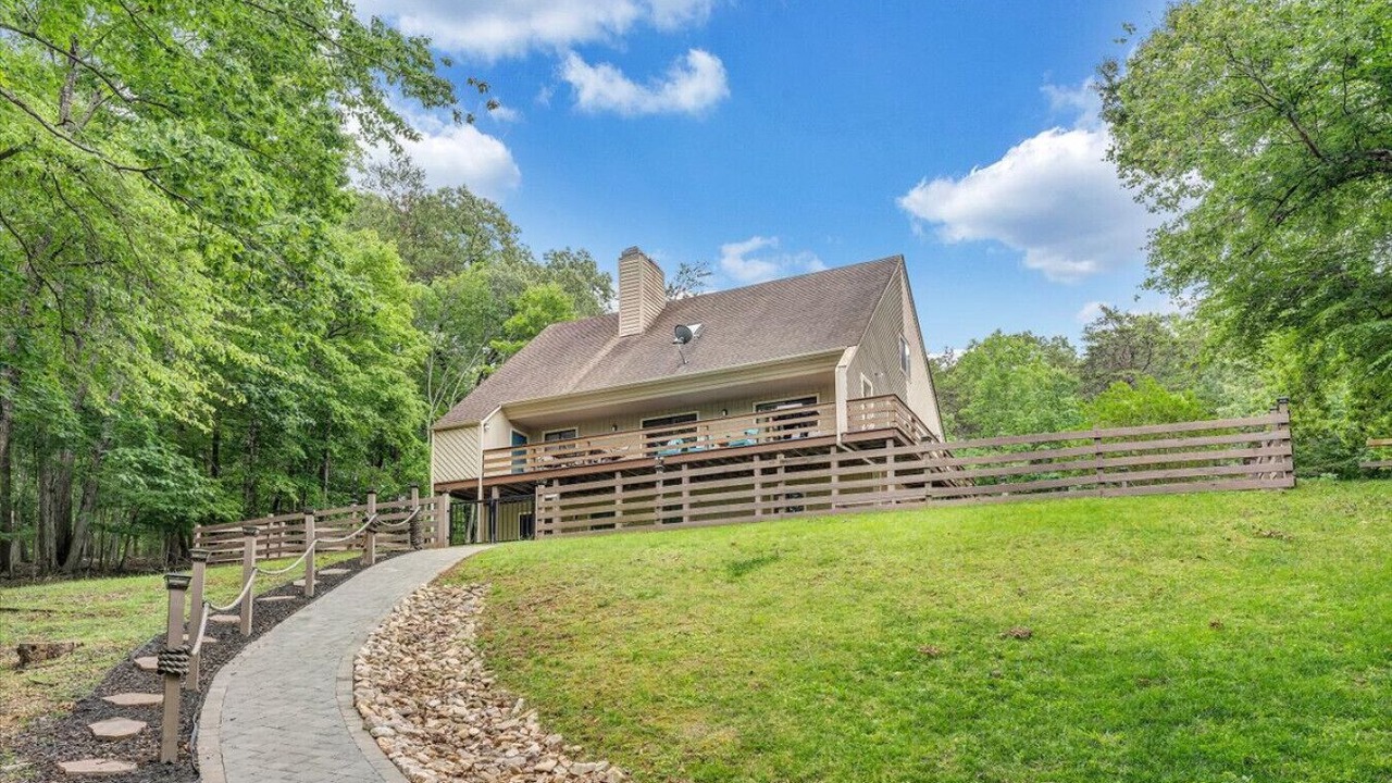 Photo of Outdoor in Moneta