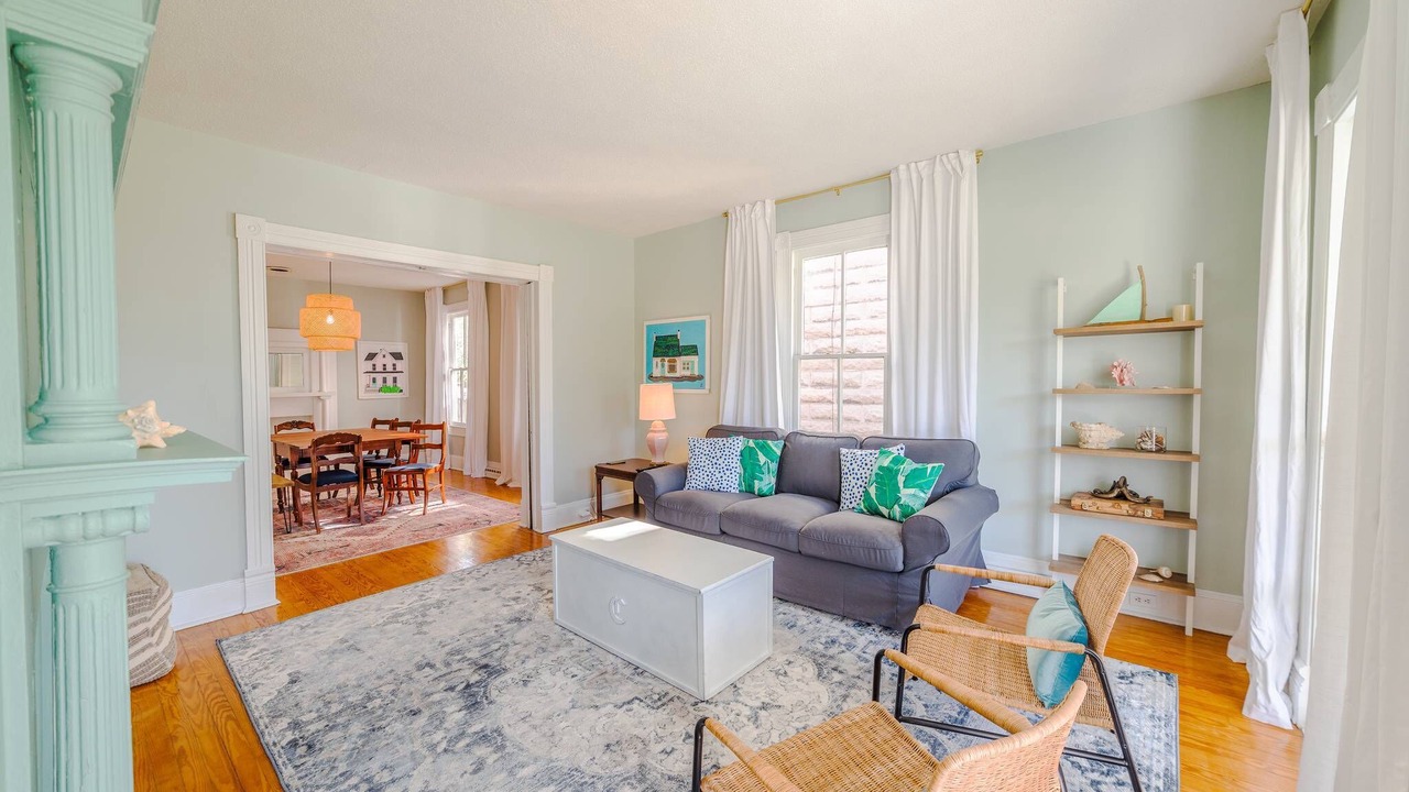 Photo of Livingroom in Cape Charles