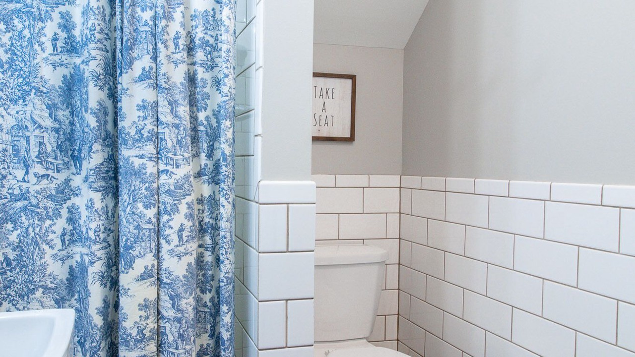 Photo of Others in Hermann