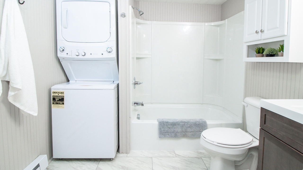 Photo of Others in Hermann