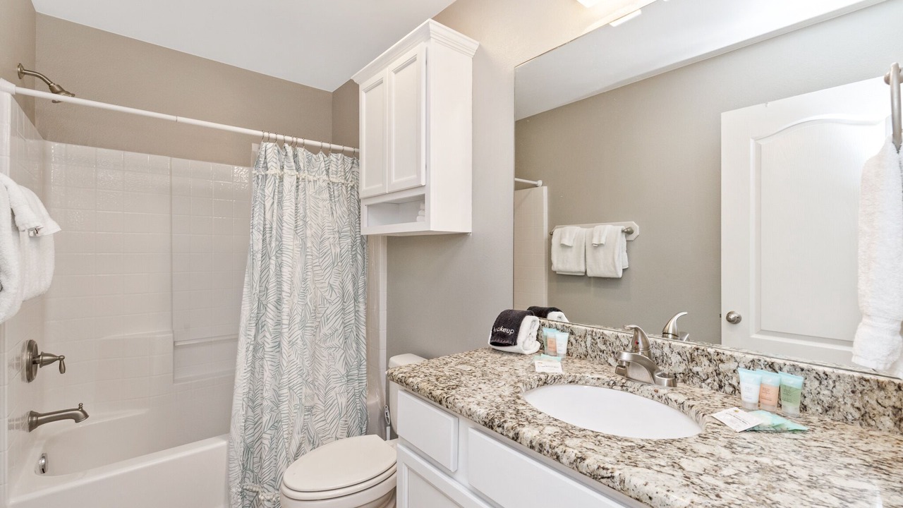 Photo of Bathroom in Leeward Sands