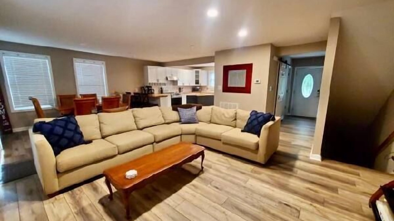 Photo of Livingroom in Macon