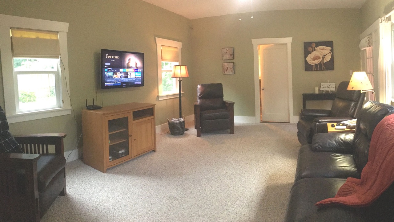 Photo of Livingroom in Seahurst