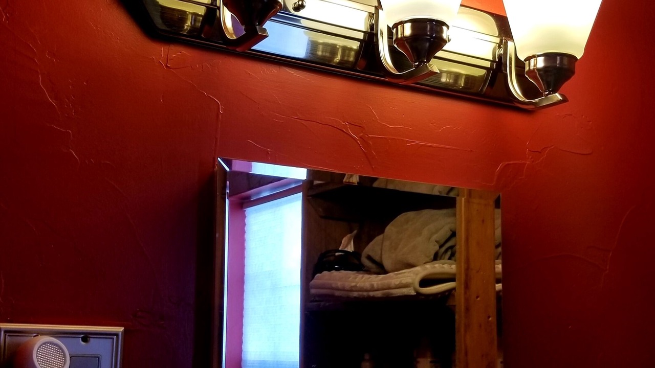 Photo of Bathroom in Lottie