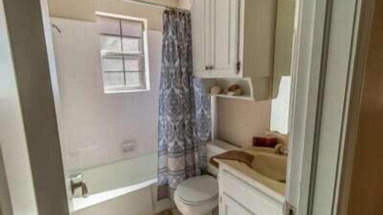 Photo of Bathroom in Broken Arrow