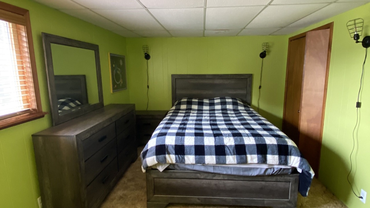 Photo of Bedroom in Anchorville