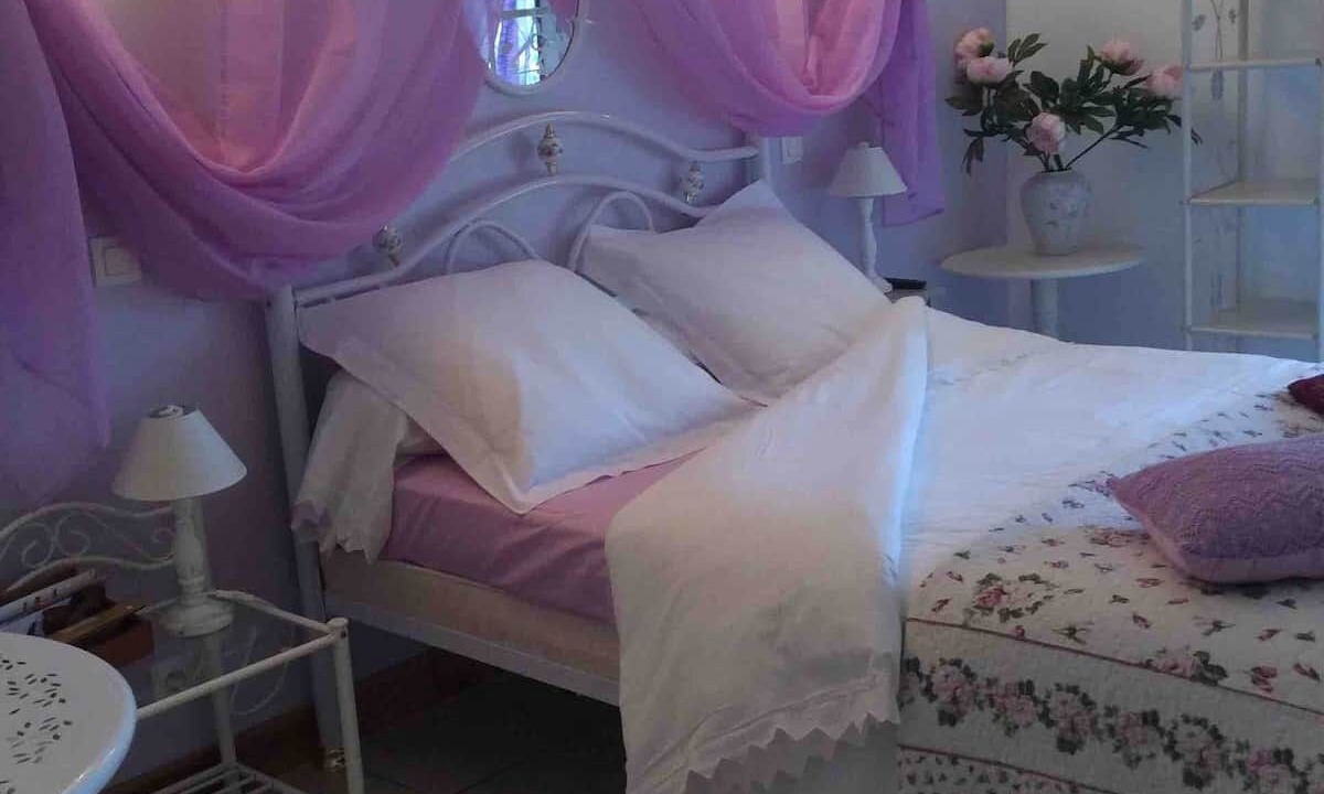 Photo of Bedroom in Bossay-sur-Claise