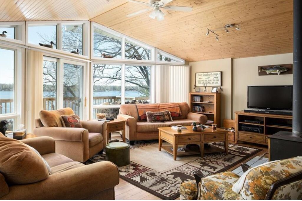 Photo of Livingroom in Otonabee-South Monaghan