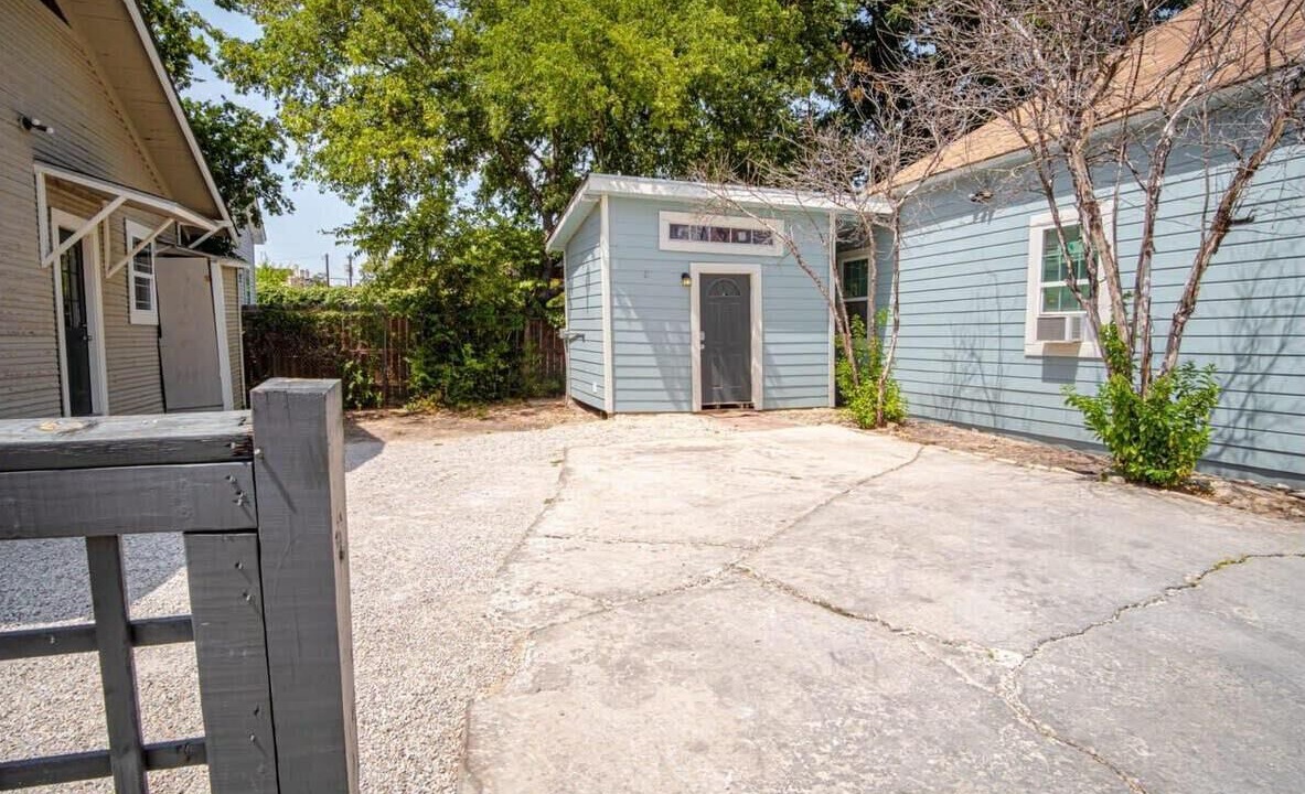 Photo of Outdoor in Near East Side