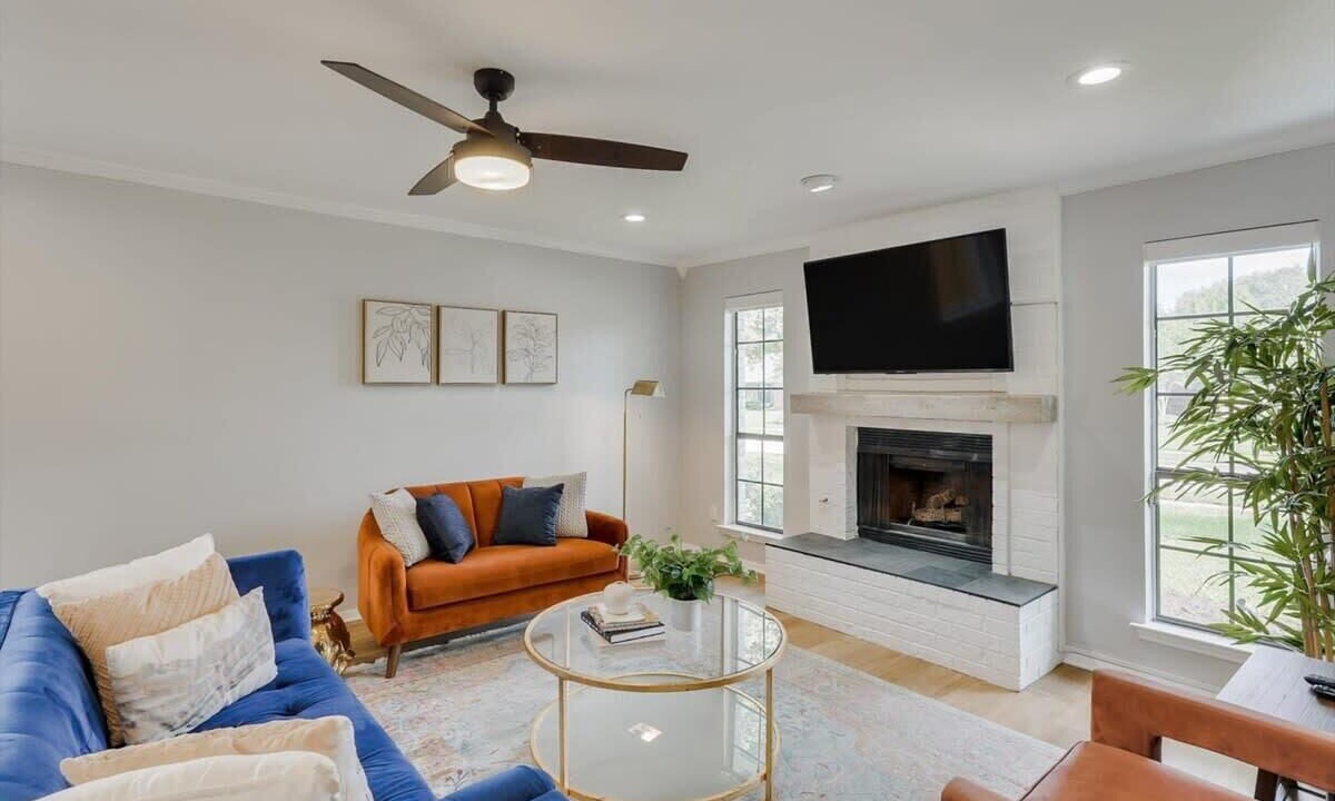 Photo of Livingroom in Plano