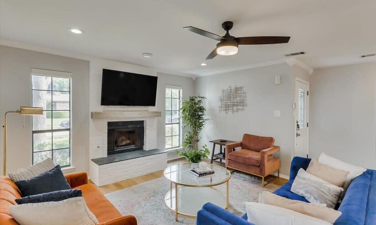 Photo of Livingroom in Plano