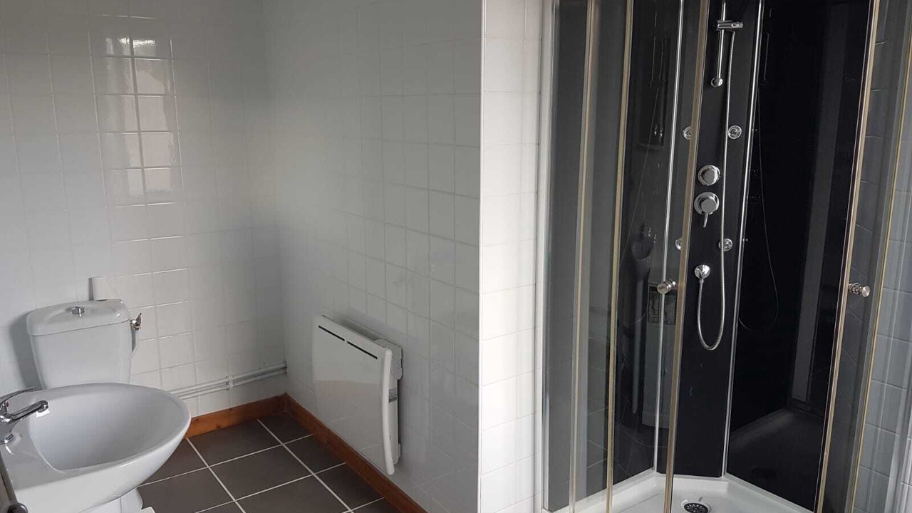 Photo of Bathroom in Jassat