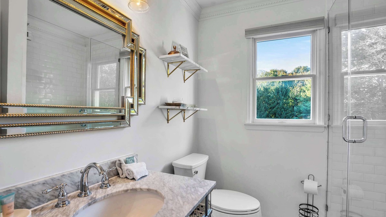 Photo of Bathroom in Laurel