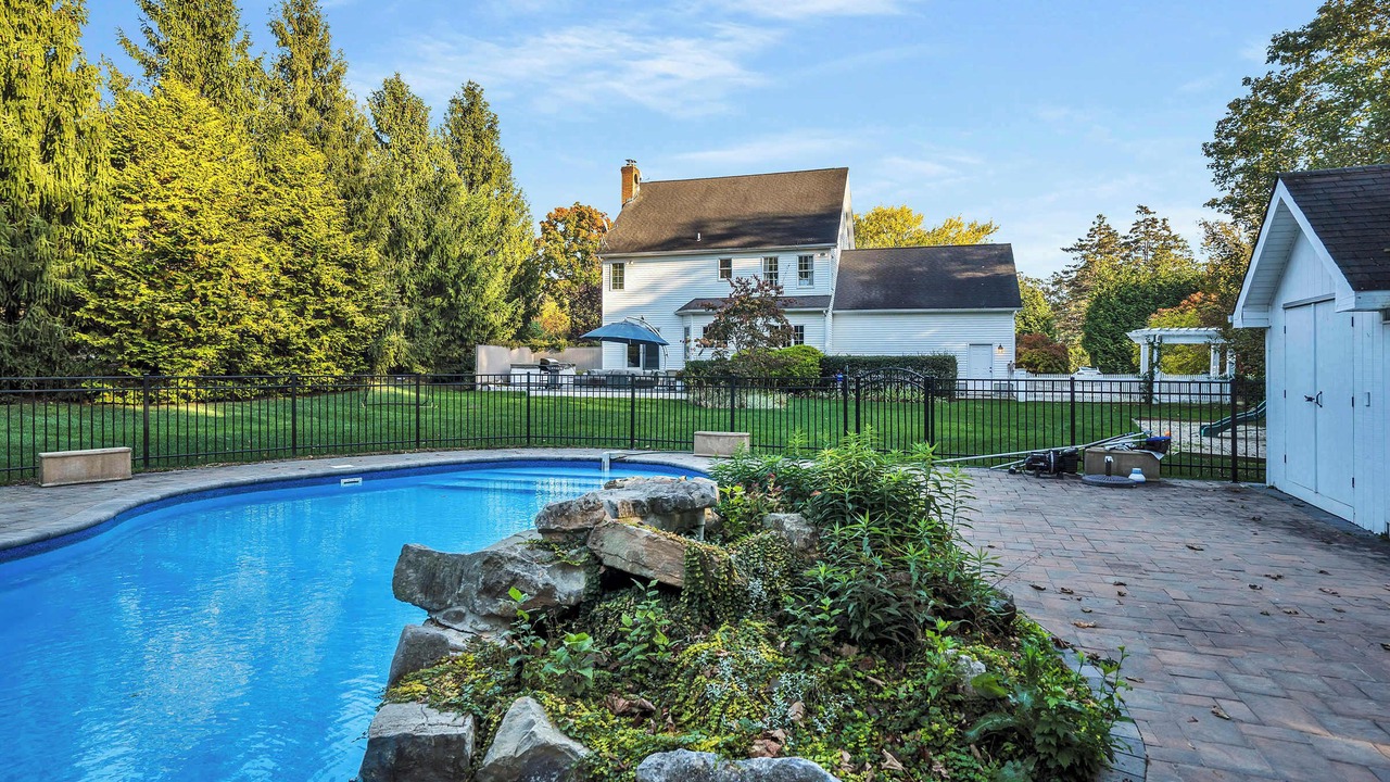 Photo of Outdoor in Laurel