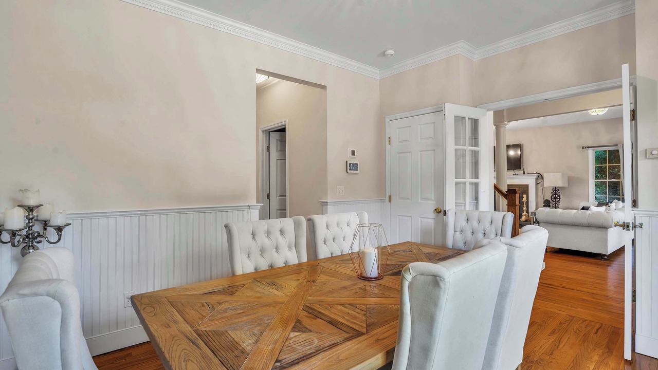 Photo of Bedroom in Laurel