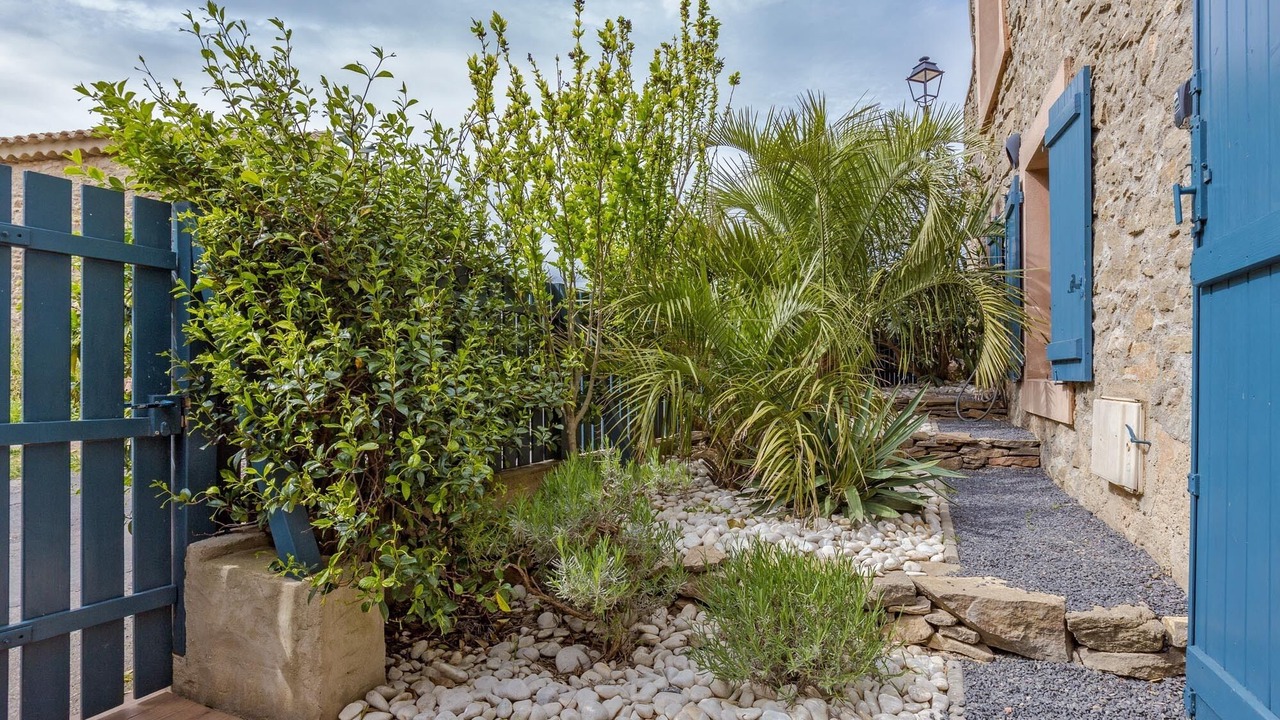 Photo of Outdoor in Escales