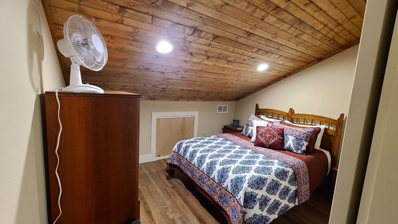 Photo of Bedroom in Branson