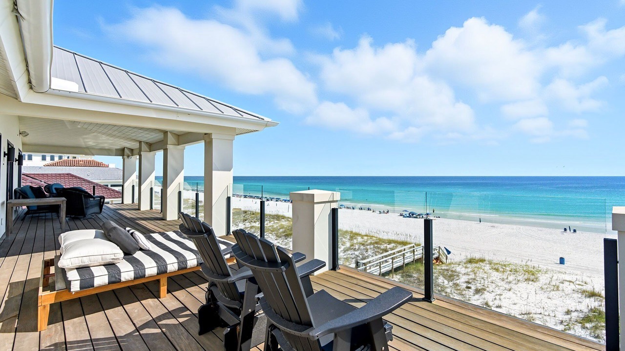 Photo of Livingroom in Crystal Beach