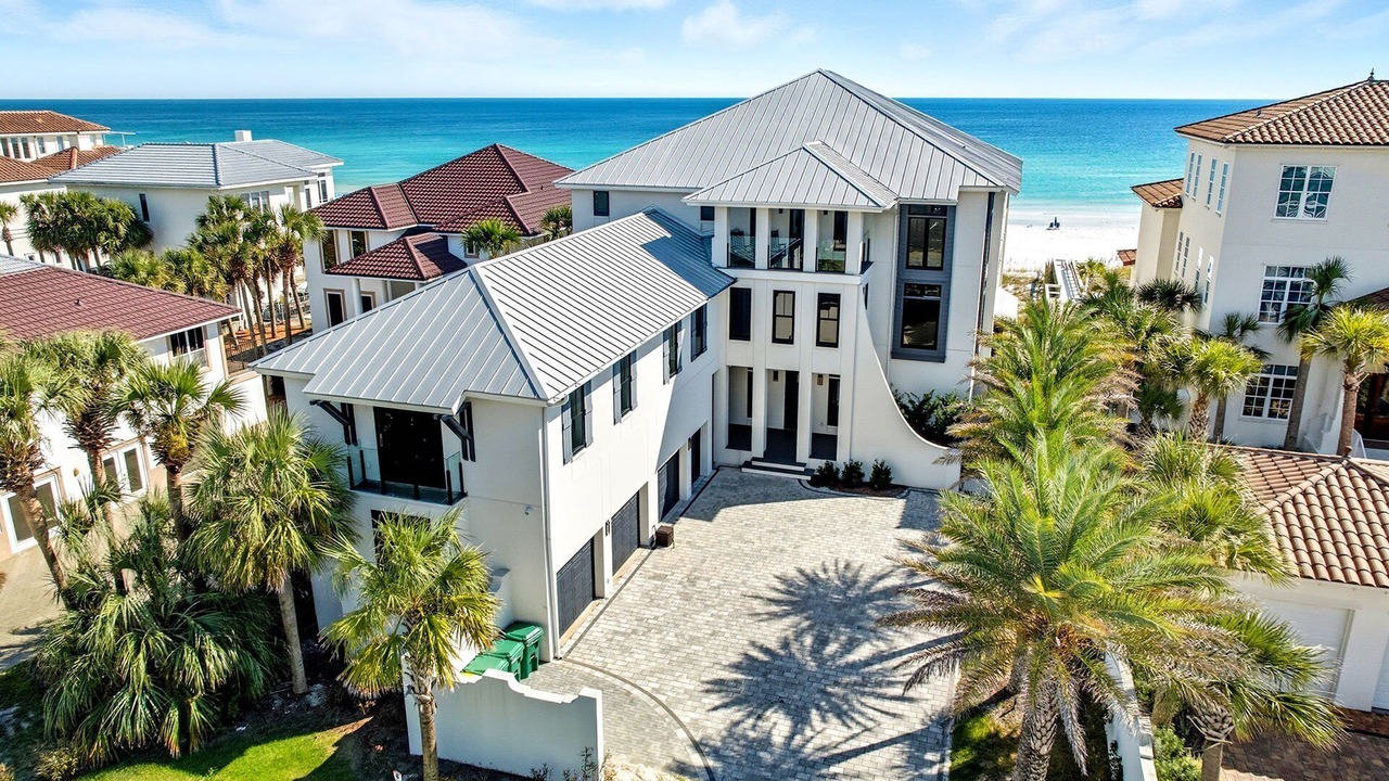 Photo of Livingroom in Crystal Beach