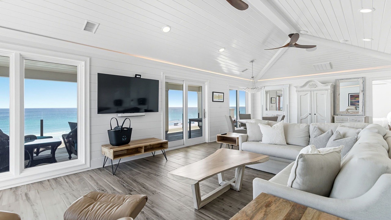 Photo of Livingroom in Crystal Beach