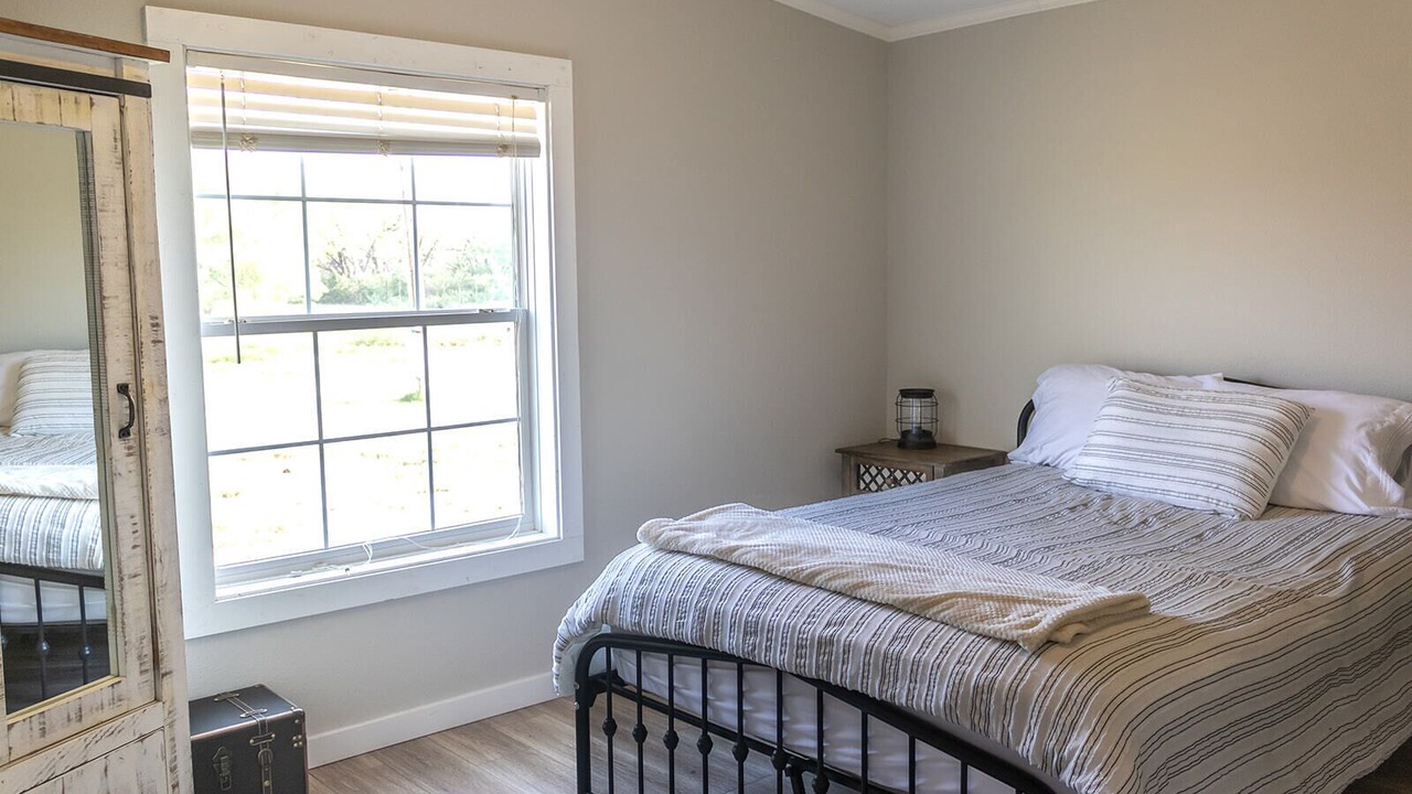 Photo of Bedroom in Rochelle