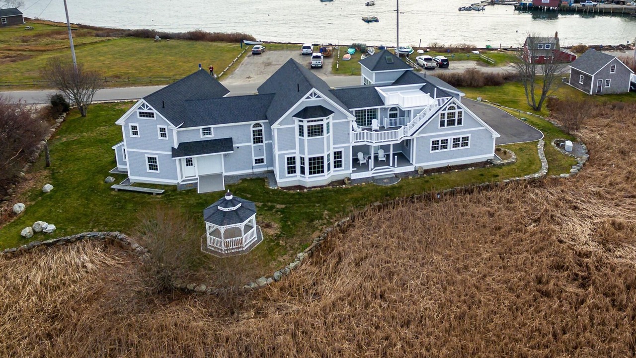 Photo of Outdoor in Mid-Coast and Islands