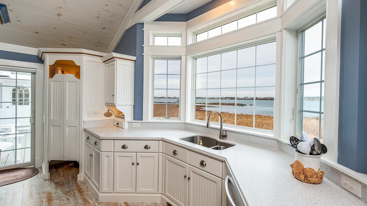 Photo of Kitchen in Mid-Coast and Islands