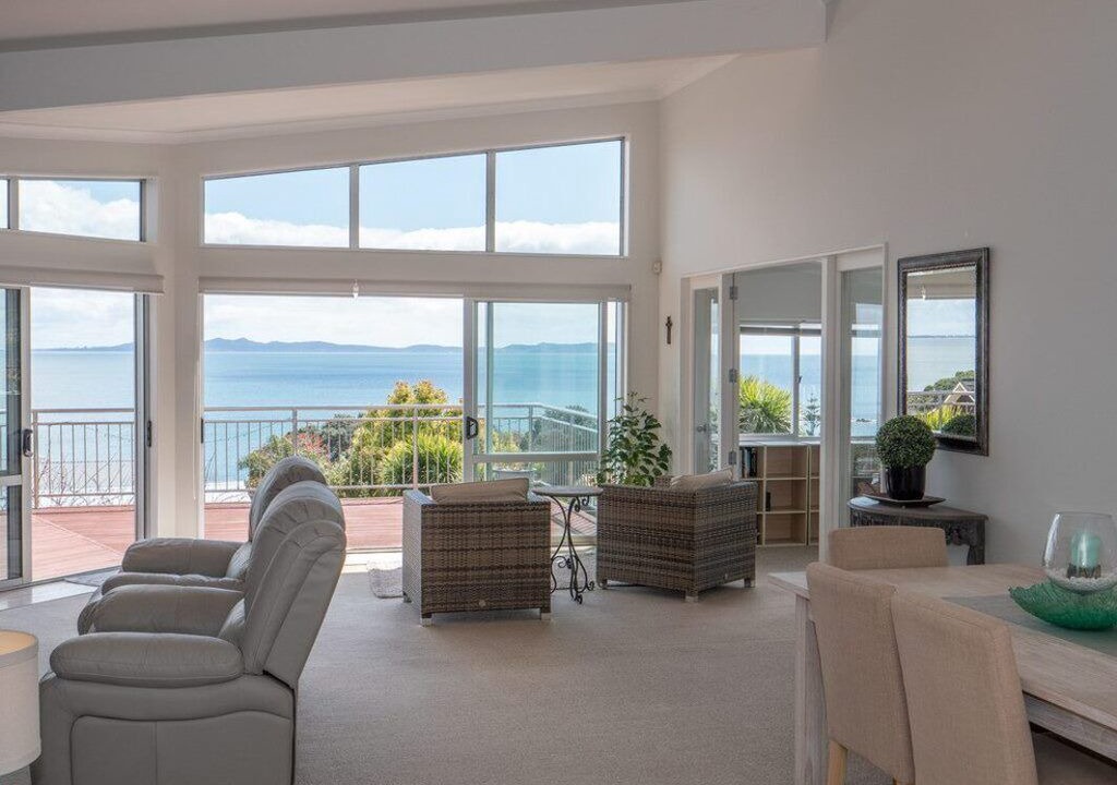 Photo of Livingroom in Coopers Beach