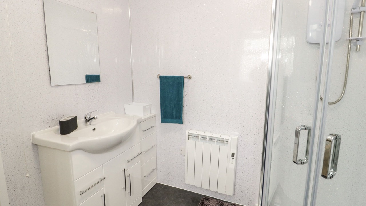 Photo of Bathroom in Llanfechell